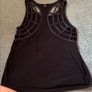 Women tank top